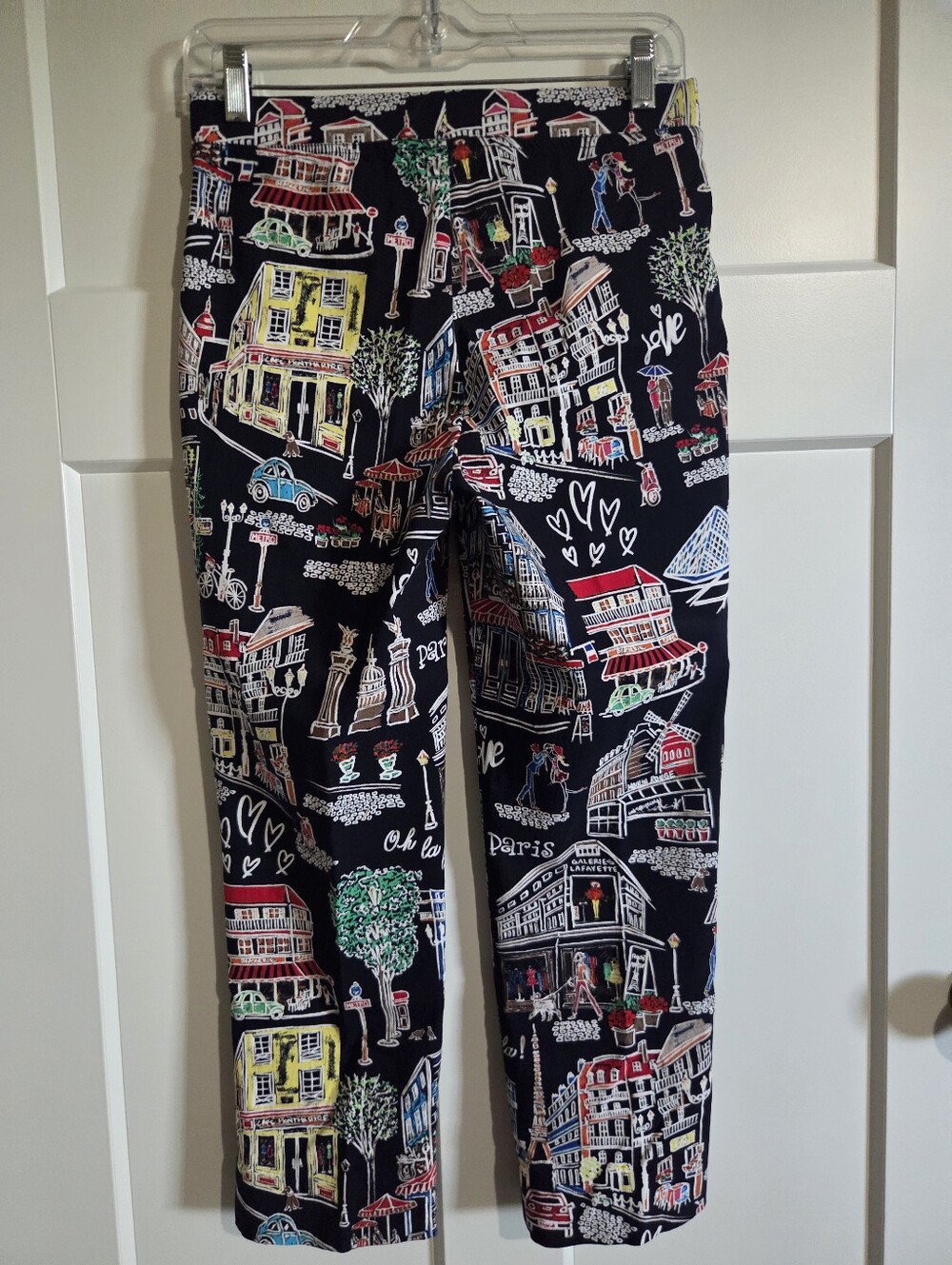 Joseph Ribkoff Black Paris-Print Casual Abstract Cropped Leggings - Picture 2 of 4